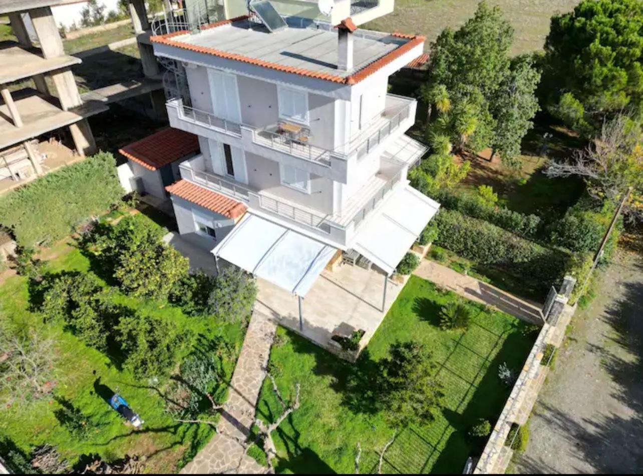 Eretria Homestay Екстериор снимка